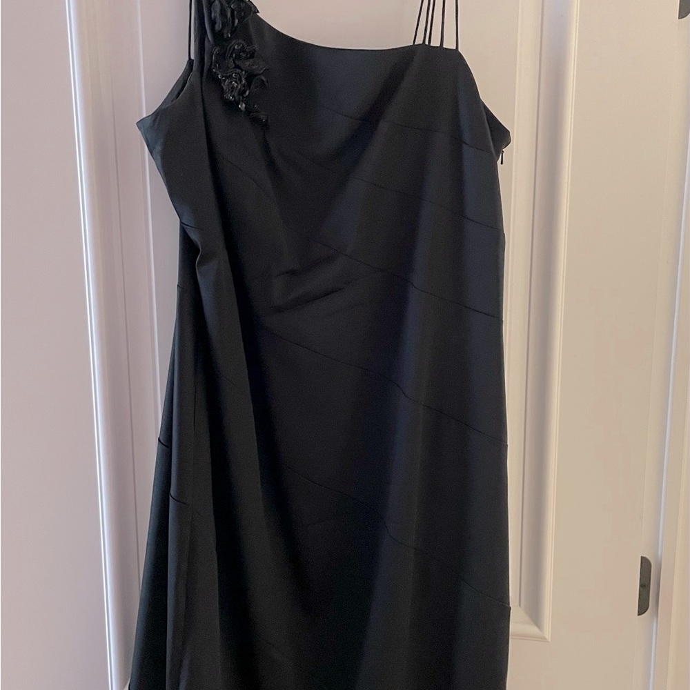 Perfect black dress 🎀